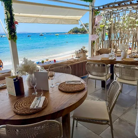 Appartamento à Casetta Spacieux T2 50m2 Neuf Terrasse&jardin Privatif à 3min Des Belles Plages